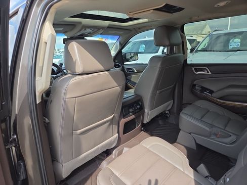 Used 2019 GMC Yukon XL Denali w/ Denali Ultimate Package AWD/4WD image 35