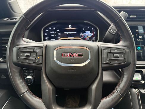 Used 2024 GMC Sierra 2500 AT4X w/ AT4X AEV Edition image 17