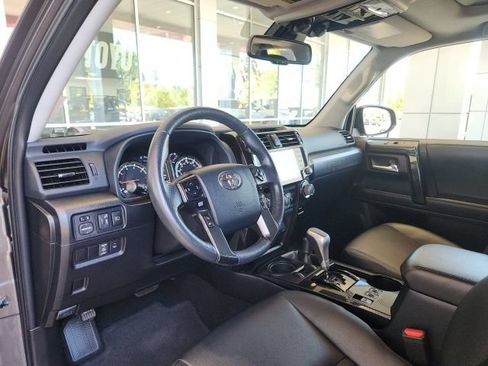 Certified 2023 Toyota 4Runner TRD Off-Road Premium w/ Moonroof Package AWD/4WD image 17