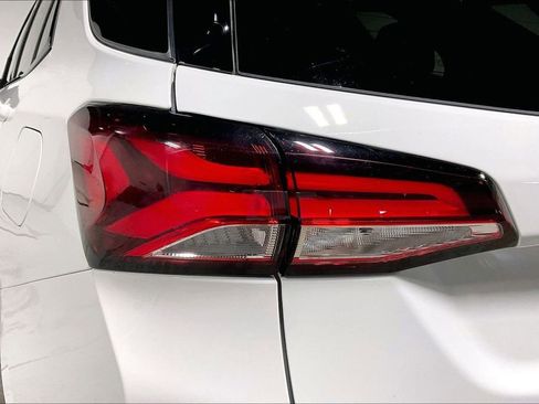 Used 2022 Chevrolet Equinox RS w/ RS Leather Package FWD image 38