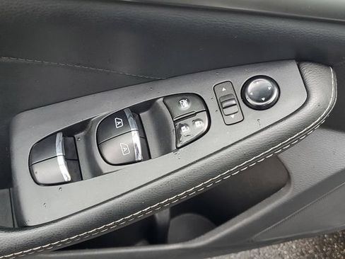 Used 2023 Nissan Maxima SL FWD image 15