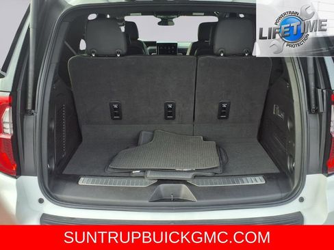 Used 2025 GMC Yukon Denali image 34