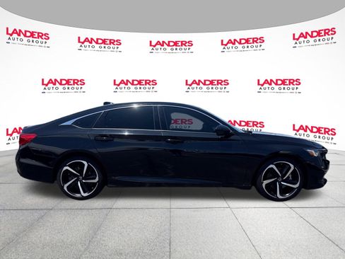 Used 2021 Honda Accord Sport image 2
