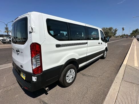 Used 2023 Ford Transit 350 XLT RWD image 4