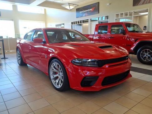 Used 2022 Dodge Charger SRT Hellcat w/ Harman/Kardon Audio Group RWD image 3