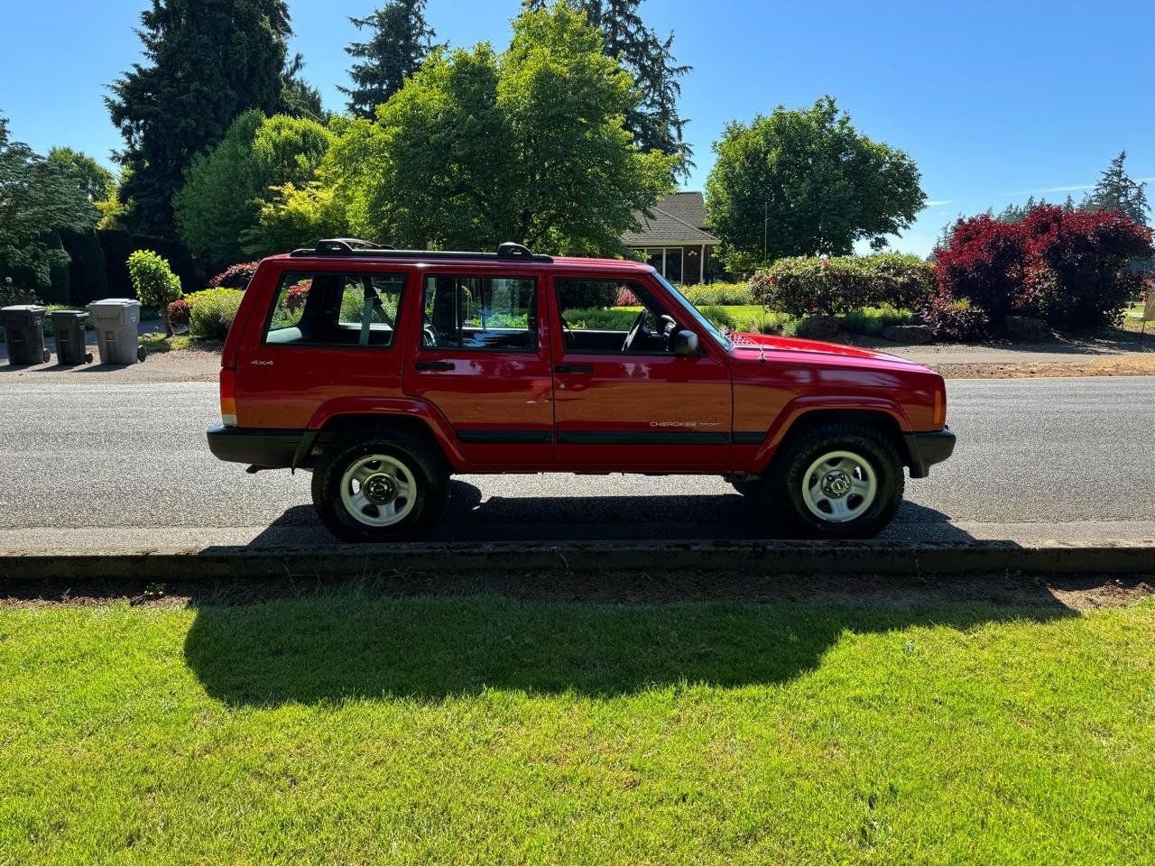 Used 2000 Jeep Cherokee Sport AWD/4WD image 6