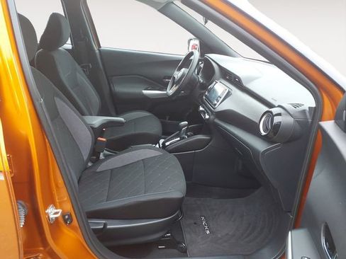 Used 2020 Nissan Kicks SV FWD image 15