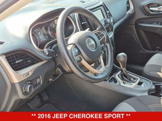 Used 2016 Jeep Cherokee Sport FWD video 2