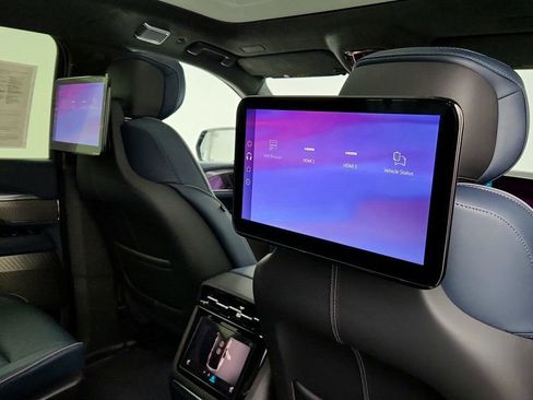 Used 2025 Cadillac Escalade IQ Luxury 2 image 30