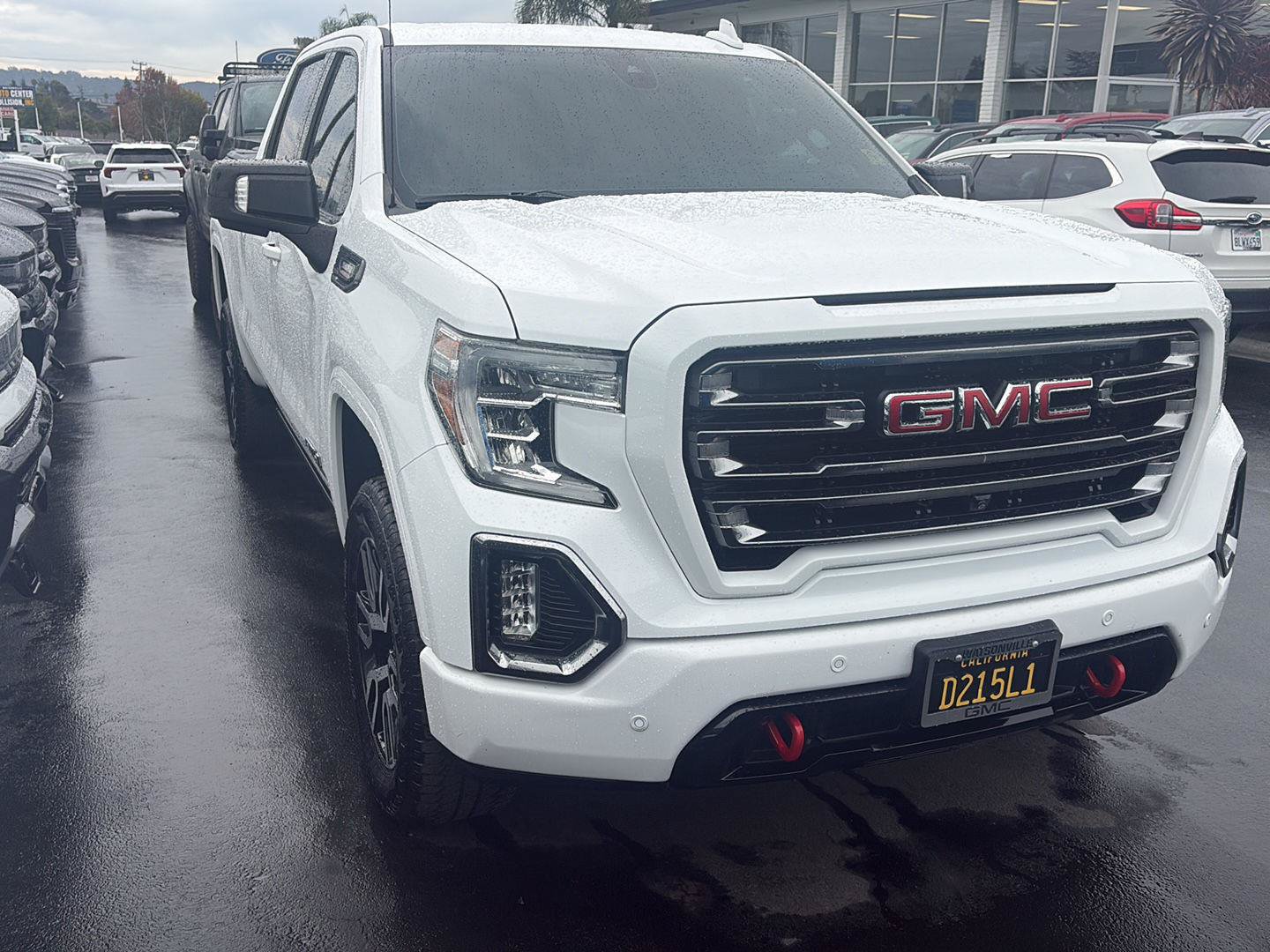 Used 2021 GMC Sierra 1500 AT4 w/ AT4 Premium Package AWD/4WD image 4