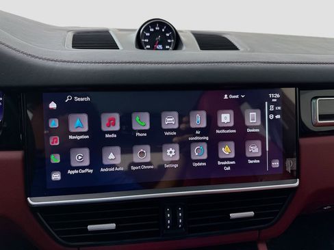 Used 2023 Porsche Cayenne Turbo image 15