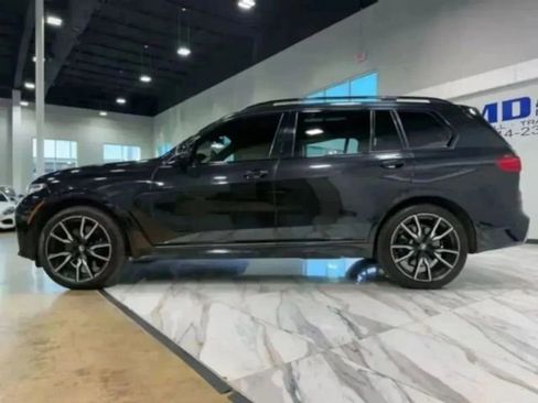Used 2019 BMW X7 xDrive50i w/ Dynamic Handling Package image 10