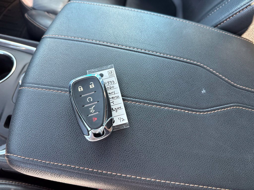 Used 2020 Chevrolet Traverse LT FWD image 32