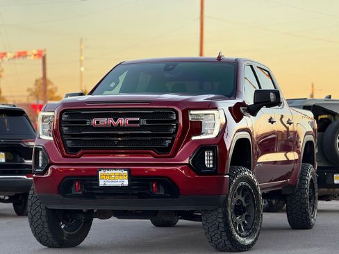 Used 2019 GMC Sierra 1500 AT4 w/ AT4 Premium Package image 3