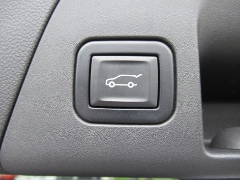 Used 2021 Buick Envision Preferred FWD image 35