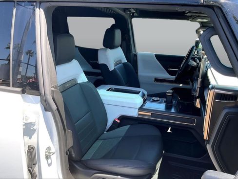 Used 2022 GMC Hummer EV Edition 1 w/ LPO, Illumination Package AWD/4WD image 8