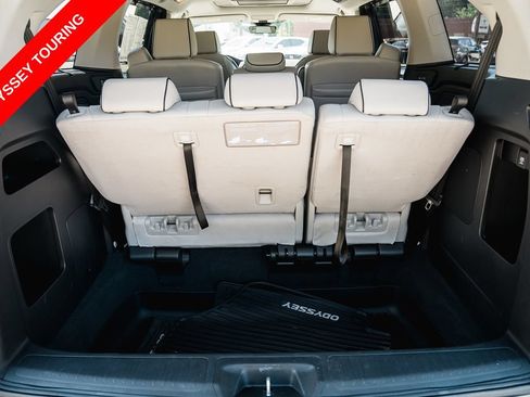 Used 2025 Honda Odyssey Touring image 6