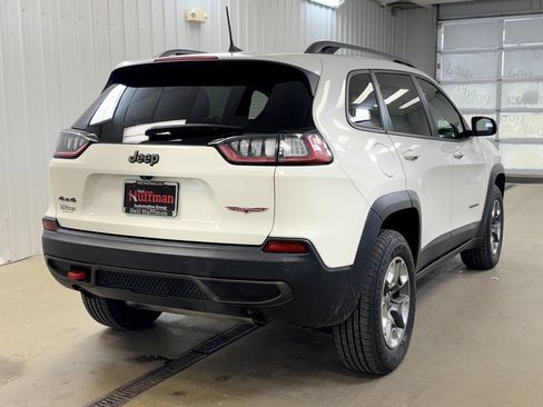 Used 2019 Jeep Cherokee Trailhawk w/ Cold Weather Group image 5