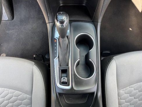 Used 2020 Chevrolet Equinox LS FWD image 19