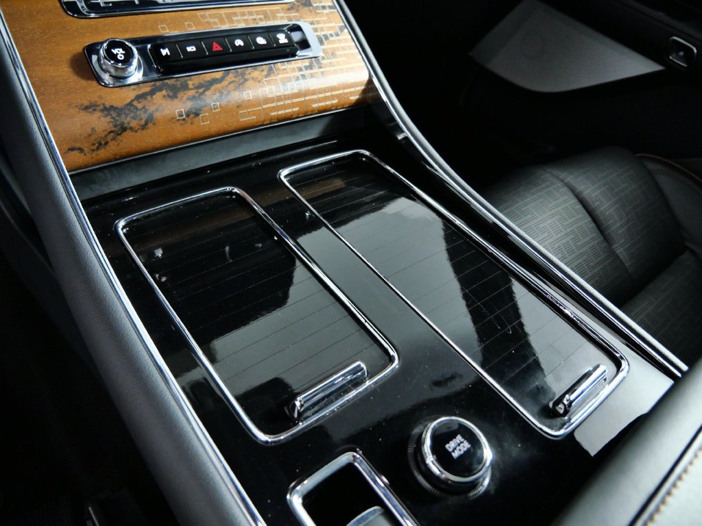 Certified 2025 Lincoln Aviator Black Label AWD/4WD image 22