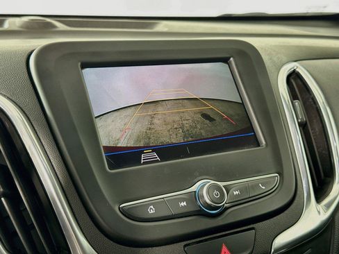 Used 2020 Chevrolet Equinox LT AWD/4WD image 14