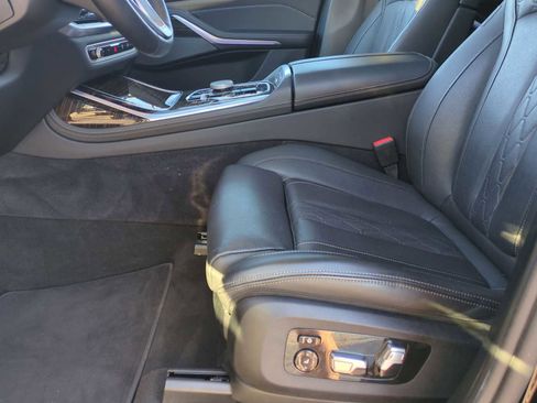 Used 2025 BMW X7 xDrive40i image 20