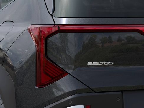 New 2027 Kia Seltos EX w/ EX Panoramic Sunroof Package AWD/4WD image 11