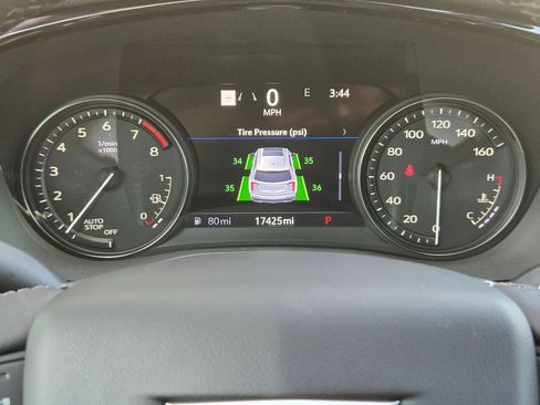 Used 2022 Cadillac XT6 Premium Luxury w/ Technology Package FWD image 23