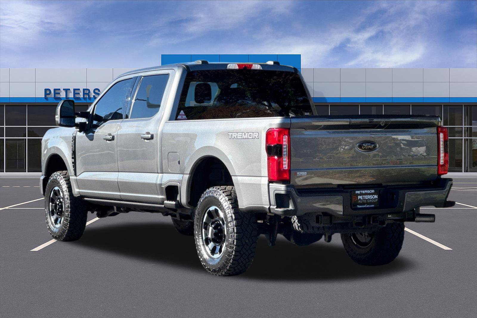 Used 2025 Ford F250 Lariat w/ Tremor Off-Road Package AWD/4WD image 6