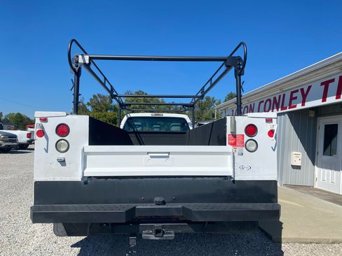 Used 2016 Ford F350 XL image 4