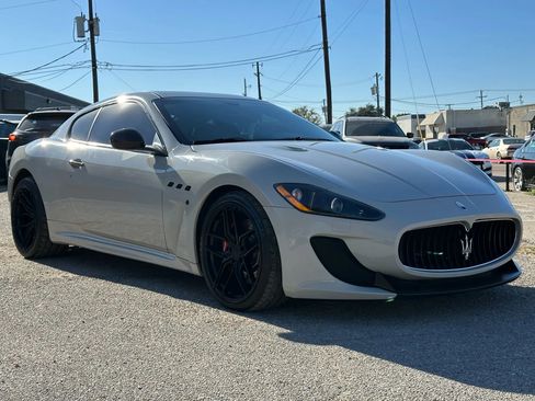Used 2012 Maserati GranTurismo MC image 13