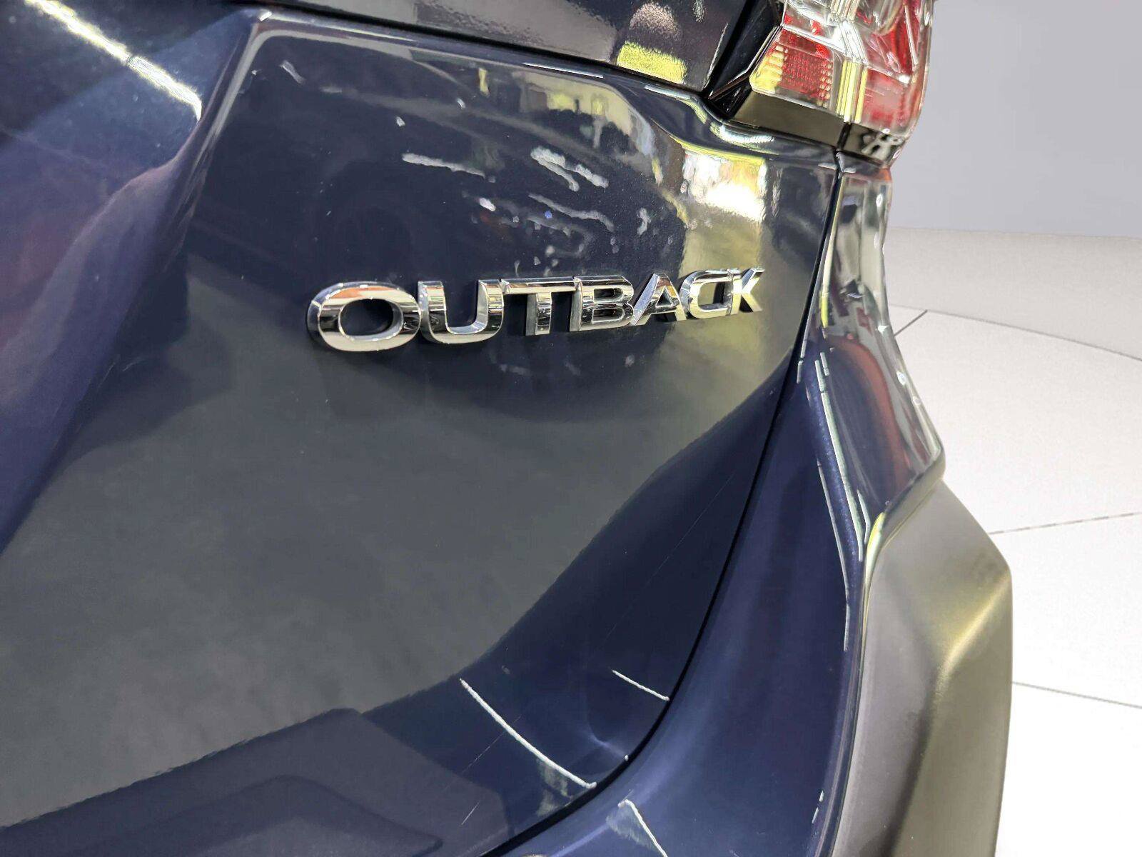 Used 2025 Subaru Outback Premium AWD/4WD image 20
