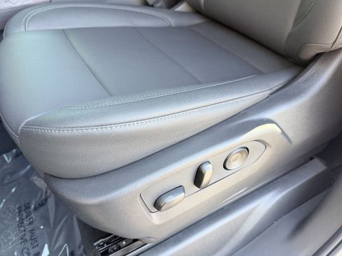 New 2026 GMC Sierra 1500 SLT w/ SLT Premium Plus Package image 23