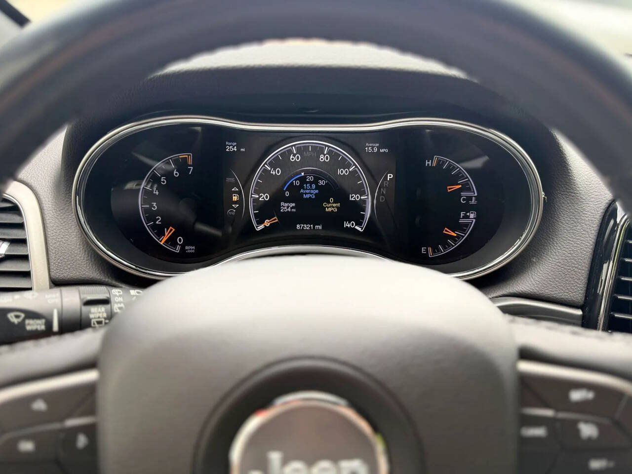 Used 2019 Jeep Grand Cherokee Laredo w/ Laredo X Package AWD/4WD image 18
