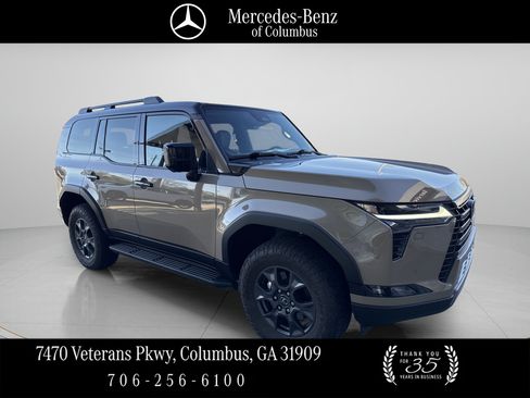 Used 2024 Lexus GX 550 AWD/4WD image 5