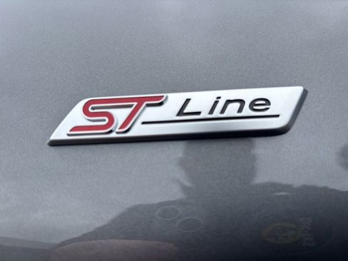 New 2026 Ford Explorer ST-Line w/ ST-Line Street Pack image 5