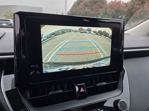 Used 2024 Toyota Corolla LE image 22