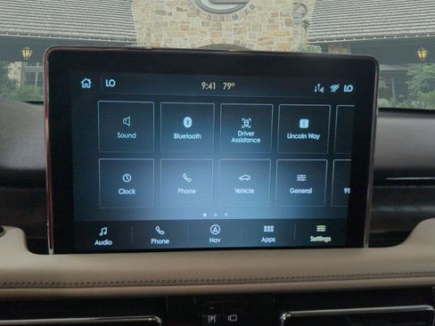 Used 2020 Lincoln Aviator Reserve w/ Equipment Group 202A AWD/4WD image 10