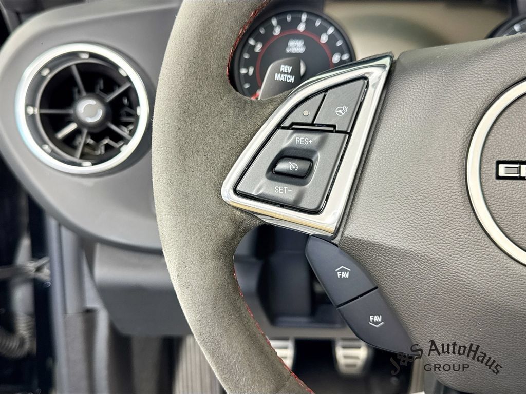 Used 2023 Chevrolet Camaro ZL1 RWD image 13