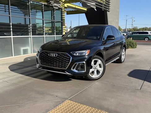 Used 2024 Audi Q5 2.0T Premium Plus w/ Premium Plus Package image 2