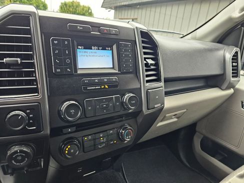 Used 2018 Ford F150 XLT w/ Trailer Tow Package image 26