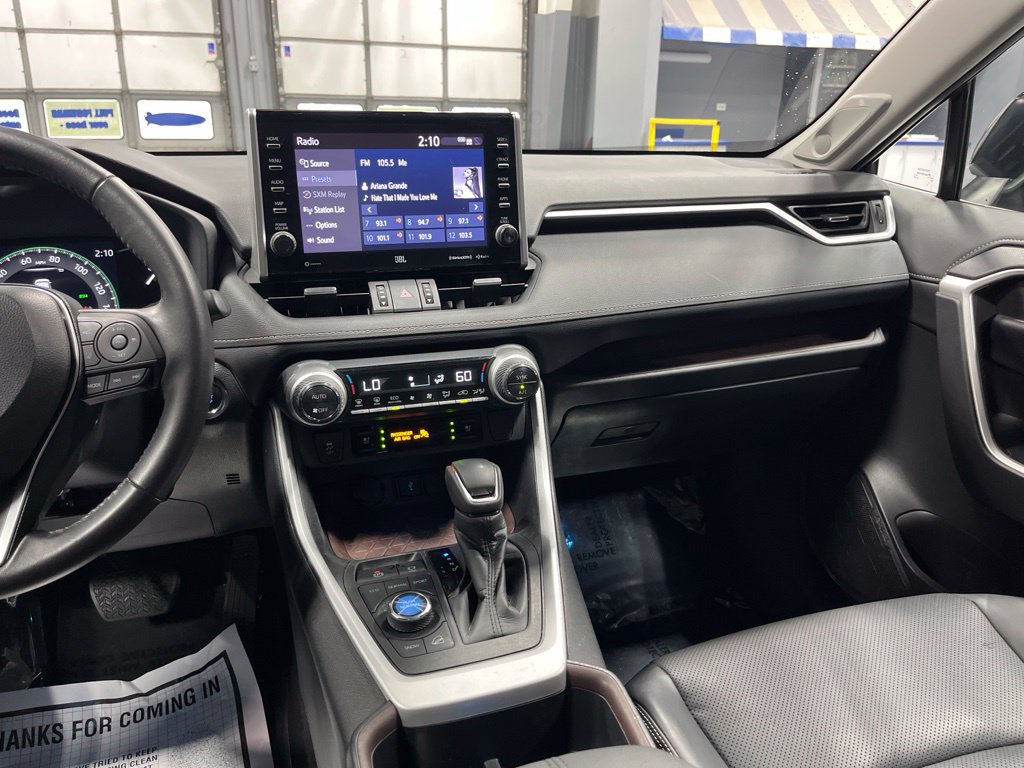 Used 2022 Toyota RAV4 Limited w/ Limited Grade Weather Package AWD/4WD image 28