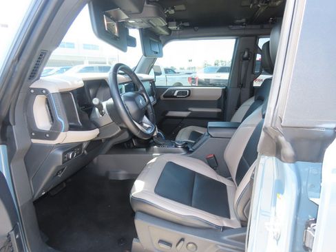 Certified 2022 Ford Bronco Wildtrak AWD/4WD image 23