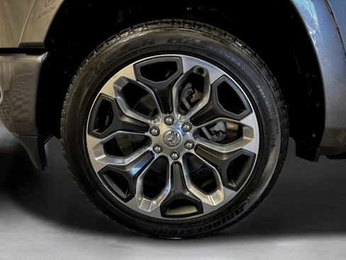 Used 2020 RAM 1500 Limited w/ Body Color Bumper Group image 48