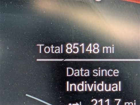 Used 2019 BMW X5 xDrive50i w/ M Sport Package image 30