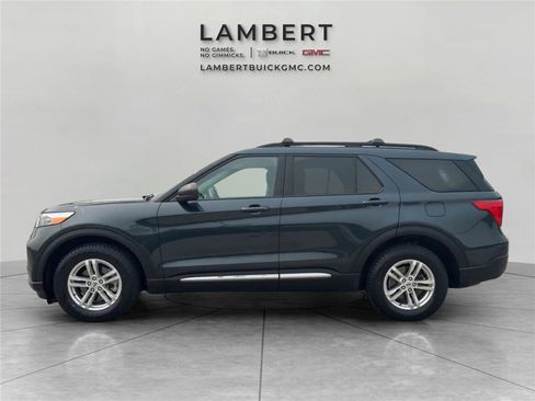 Used 2023 Ford Explorer XLT w/ Equipment Group 202A AWD/4WD image 2