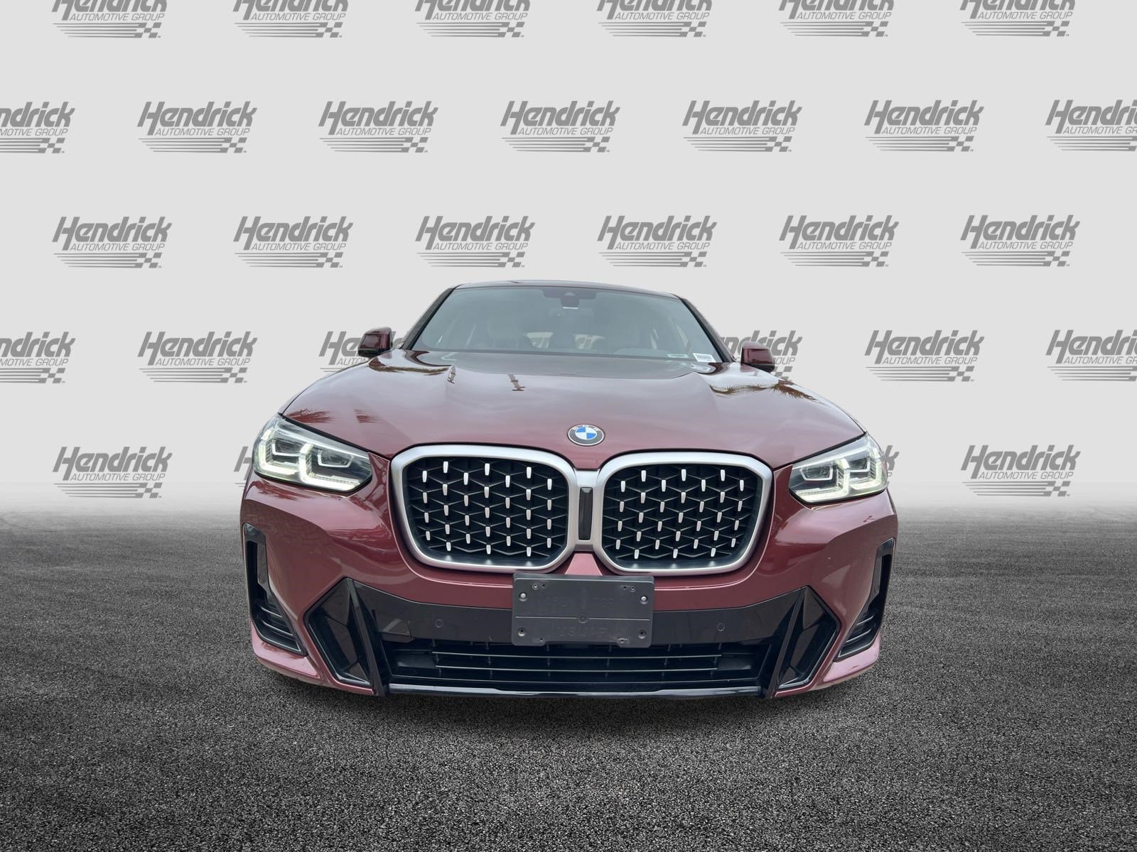Used 2022 BMW X4 xDrive30i w/ M Sport Package 2 AWD/4WD image 3