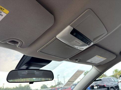 Used 2022 Nissan Altima 2.5 SV image 33