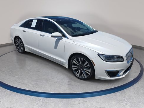 Used 2019 Lincoln MKZ Reserve w/ Luxury Package AWD/4WD image 3
