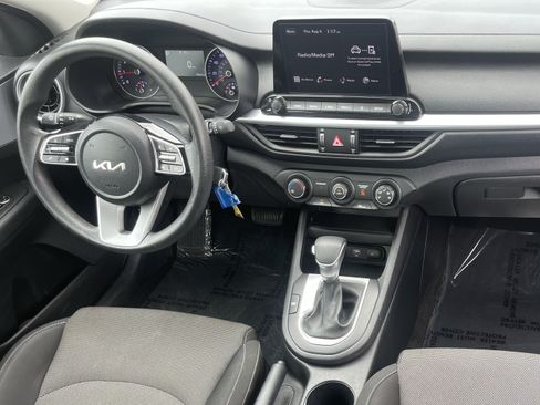 Certified 2024 Kia Forte LXS FWD image 9